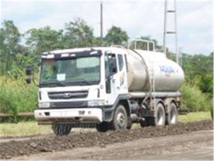 Tanqueros  Daewoo K4DEDF 6X4 (Quito)