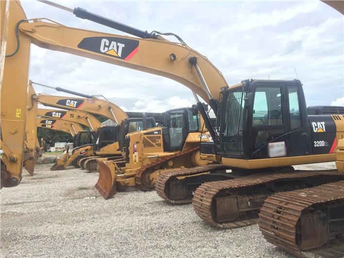 Excavadoras Caterpillar 320D2L (Quito)