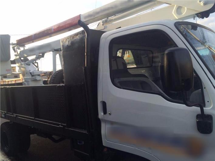 Elevadores personales Hyundai HD 72 (Guayaquil)