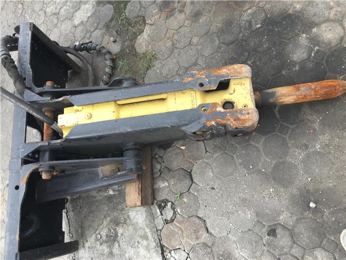 Accesorios - Martillos hidráulico Stanley MB05 (Guayaquil)