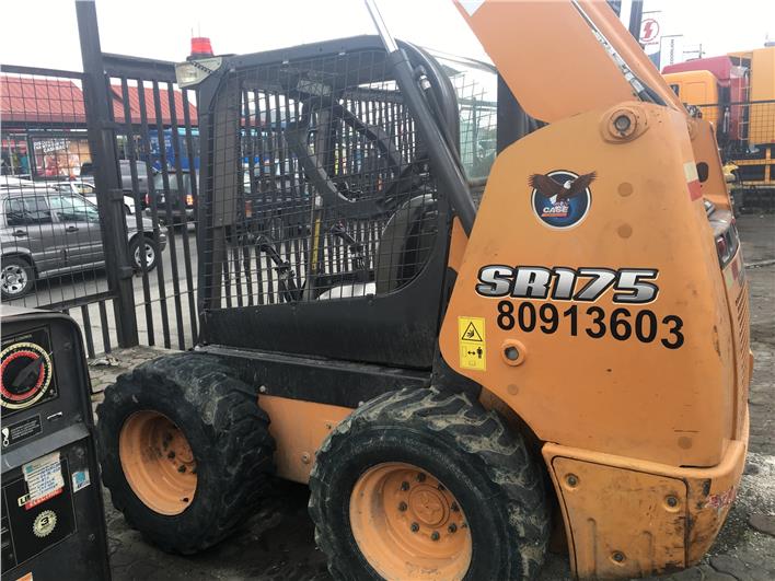 Minicargadores CASE SR 175 (Guayaquil)