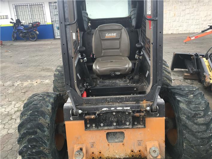 Minicargadores CASE SR 175 (Guayaquil)