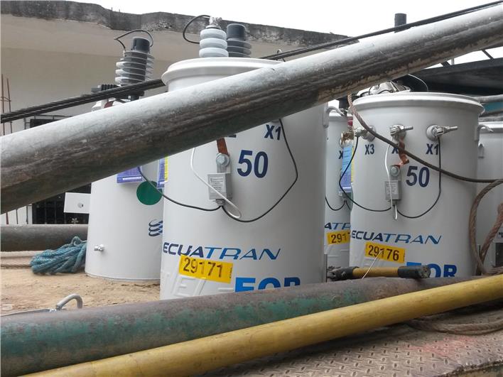 Grúas Móviles Ford ford (Machala)