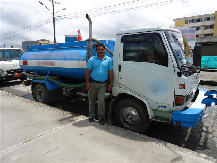 Tanqueros Hino GD (Santo Domingo)