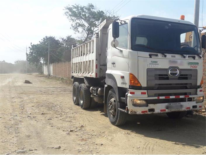 Volquetas Hino GH (Manta)