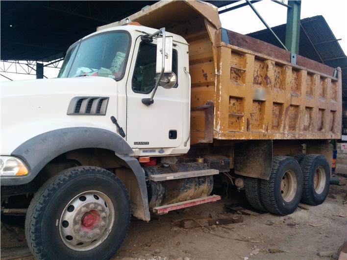 Camiones Mula Mack 14 metros (Guayaquil)