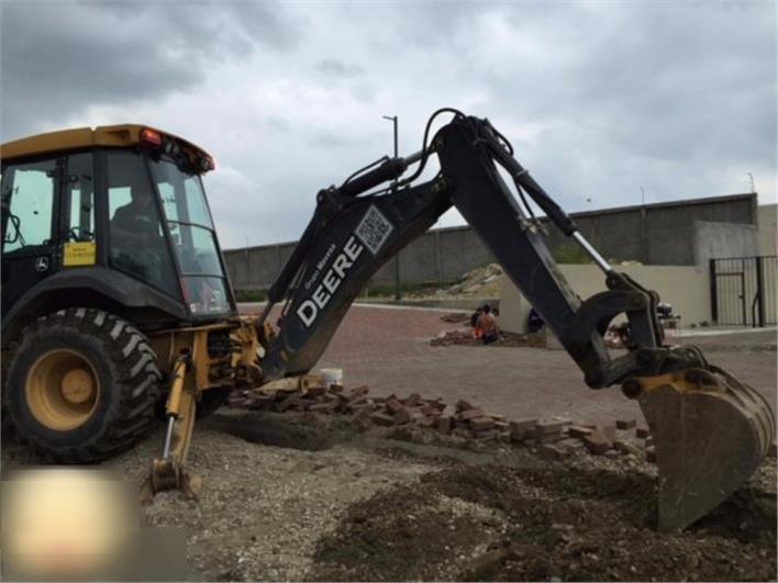 Retroexcavadoras John Deere 310-J (Guayaquil)