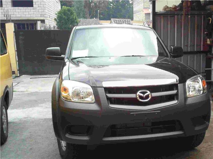 Camionetas 4x4 Mazda BT-50 CD STD CRD (Quito)