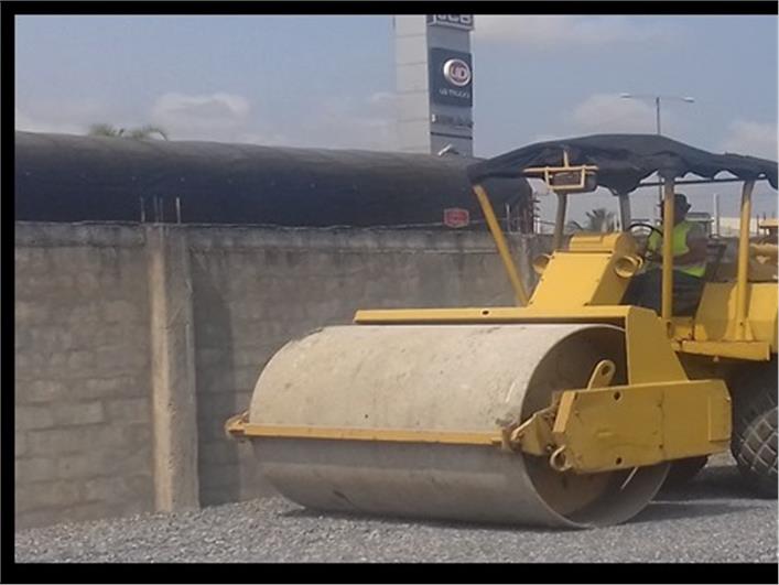 Compactadores BOMAG Rodillo Liso Vibratorio 10 toneladas (Guayaquil)