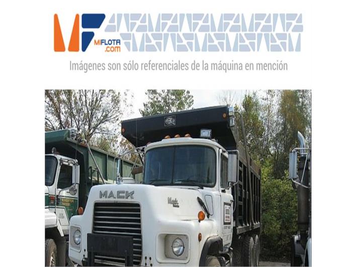 Volquetas Mack DM690S (Guayaquil)