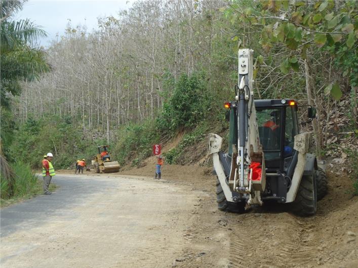 Retroexcavadoras Terex TX760B (Guayaquil)
