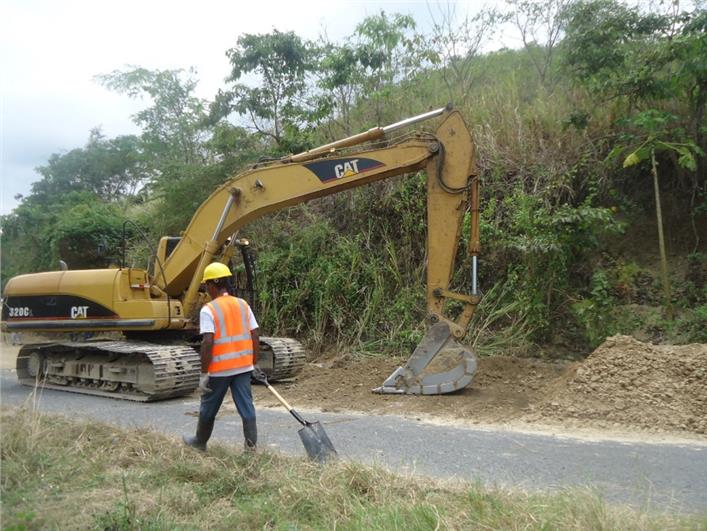 Excavadoras Caterpillar 320 CL (Guayaquil)