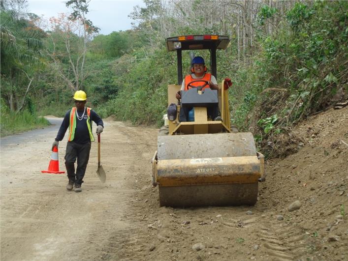 Compactadores Caterpillar CS323C (Guayaquil)