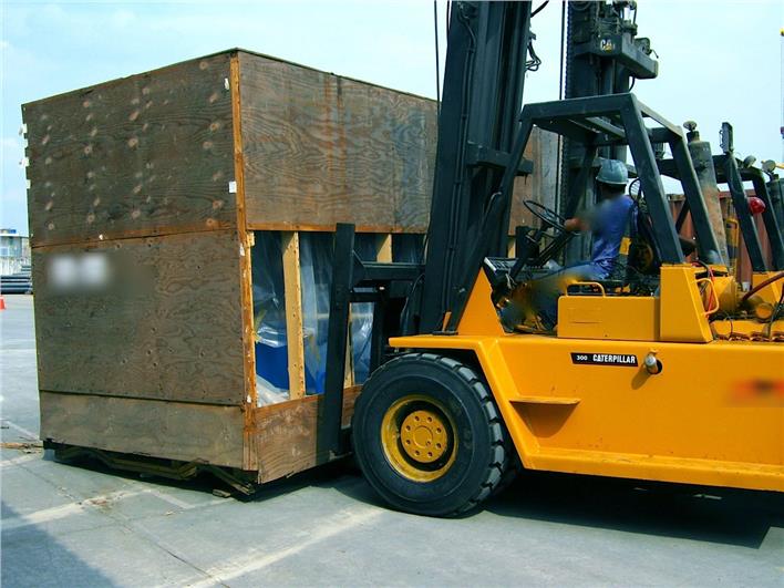 Montacargas Caterpillar V300B 15TON (Guayaquil)