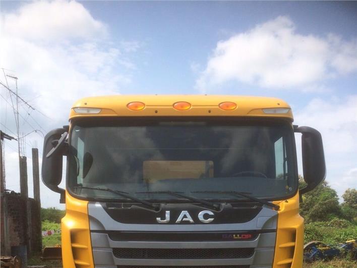 Volquetas JAC HFC-4181 (Palestina)