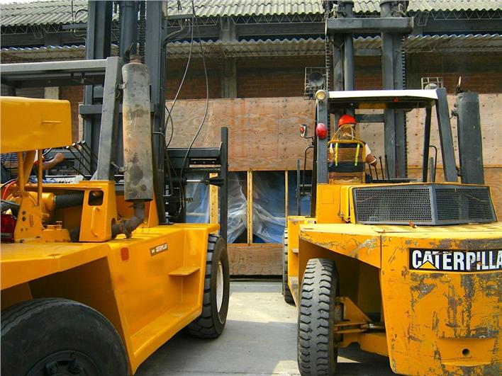 Montacargas Caterpillar V220B 10 TON (Guayaquil)