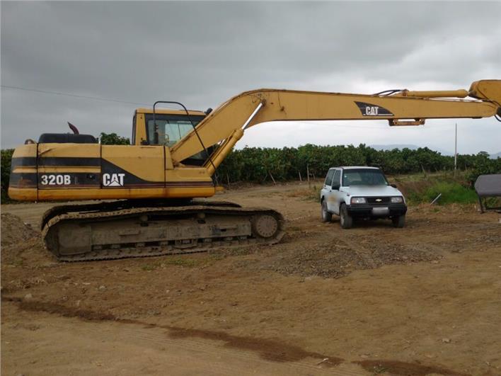 Excavadoras Caterpillar 320BL (Duran)