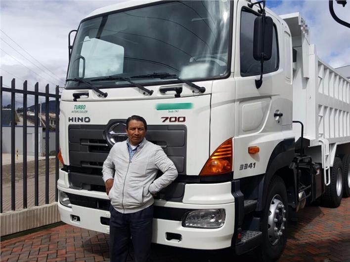 Camiones Mula Hino FS ELSD 3341 (Quito)