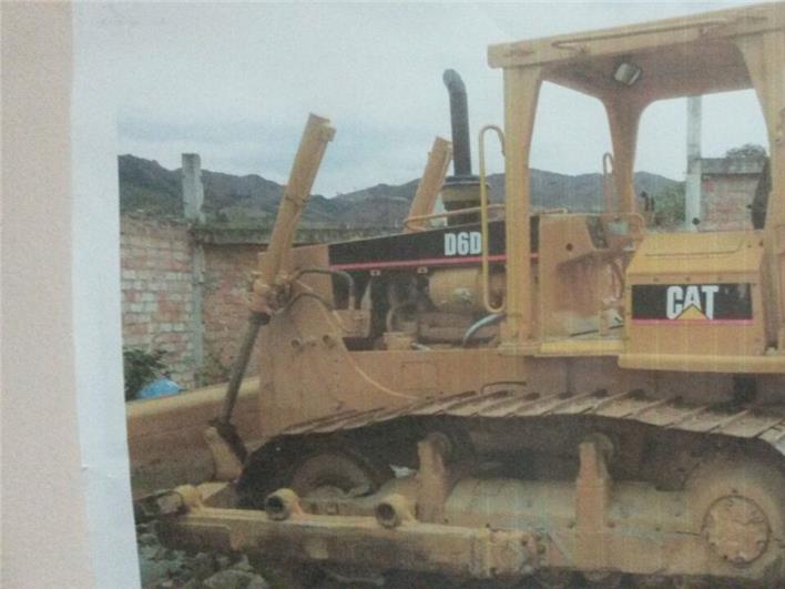 Tractores de Oruga Caterpillar D6D (Guayaquil)