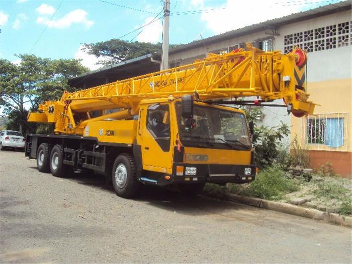 Grúas Móviles SANY QY25CY4 (25toneladas) (Guayaquil)