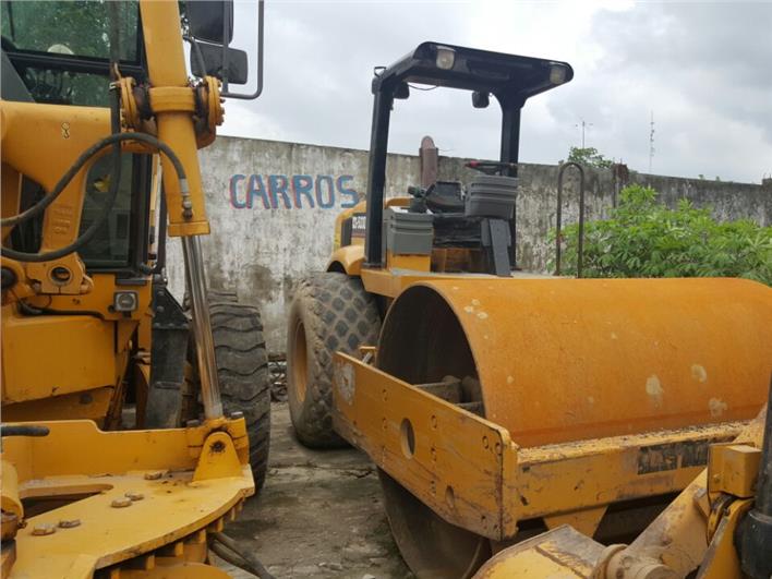 Compactadores Caterpillar CS533D (Portoviejo)