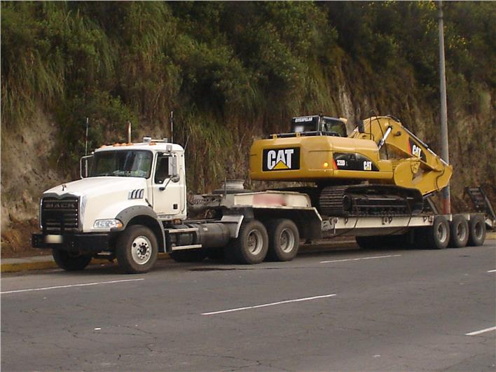 Cabezales Mack GU813E (Quito)