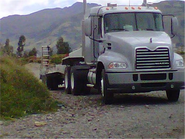 Cabezales Mack CXU813E (Quito)