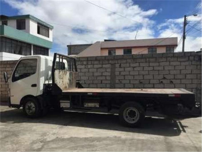 Plataformas Hino 2012 (Guayaquil)