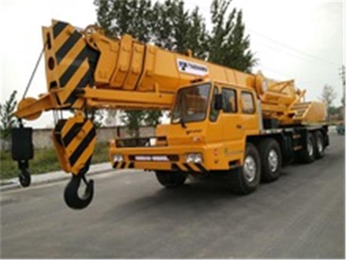 Grúas Móviles Liebherr 30 toneladas (Duran)