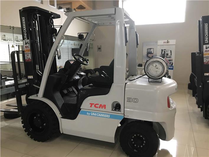 Montacargas TCM Unicarriers 3 toneladas (Quito)