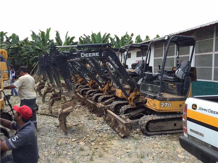 Miniexcavadoras John Deere 27D (Guayaquil)