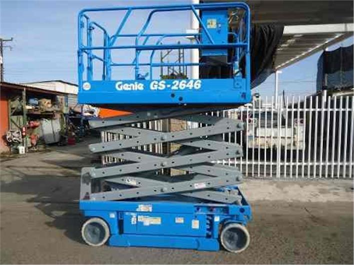 Elevadores personales Genie 15 mts de alto (Quito)