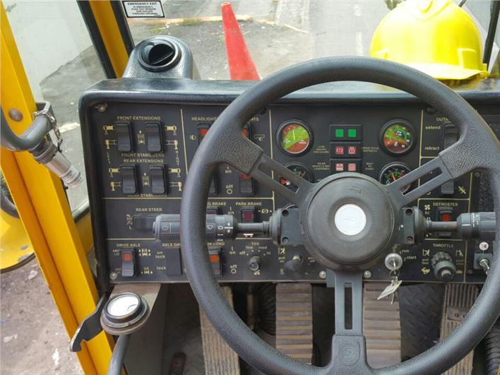 Grúas Móviles Grove 50 toneladas, 32 mts boom + plumin ( joystick ) (Guayaquil)