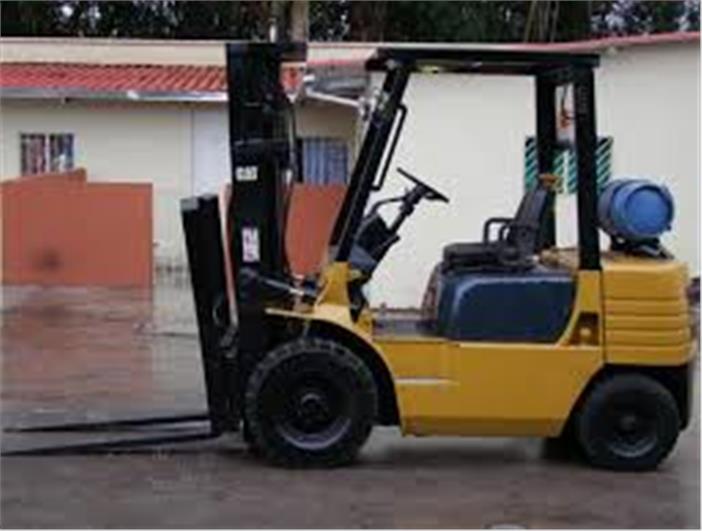 Montacargas Caterpillar 3 TONELADAS (Guayaquil)