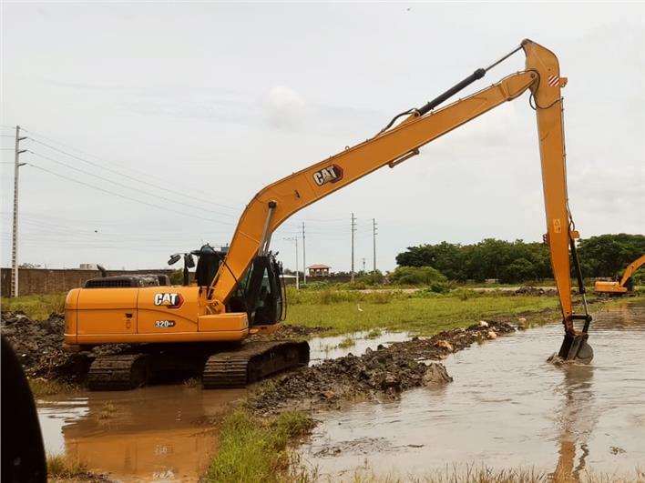 Excavadoras Caterpillar 320 GX (Brazo Largo) (Guayaquil)