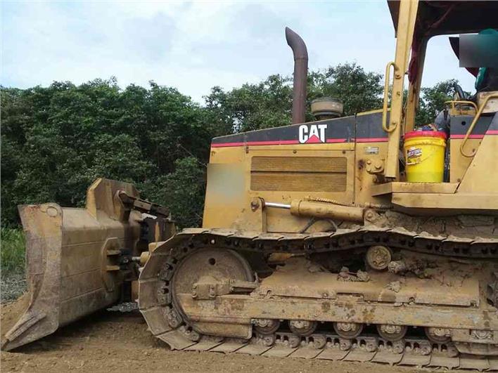 Tractores de Oruga Caterpillar D5C (Guayaquil)