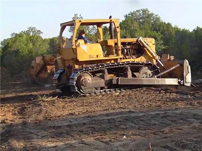 Tractores de Oruga Caterpillar D7 E (Quito)