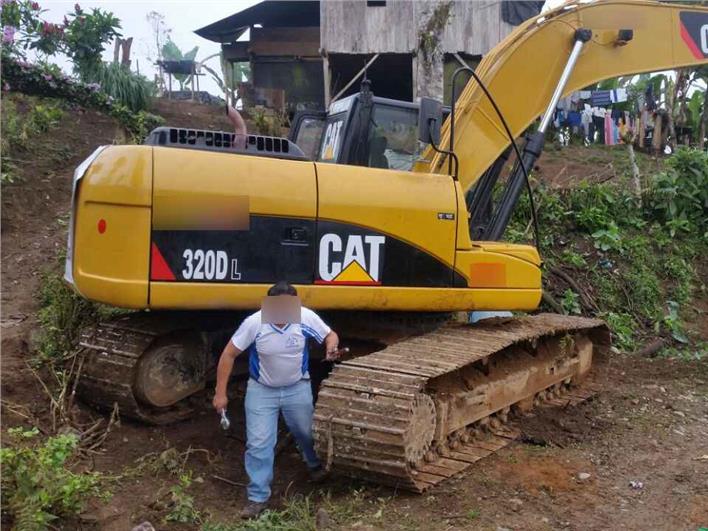 Excavadoras Caterpillar 320 DL (Quito)