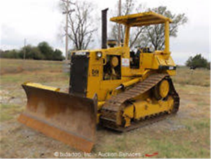 Tractores de Oruga Caterpillar D4 (Portoviejo)