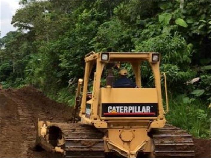 Tractores de Oruga Caterpillar D6D (Quito)