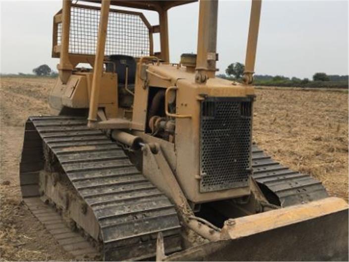 Tractores de Oruga Caterpillar D4 (Guayaquil)