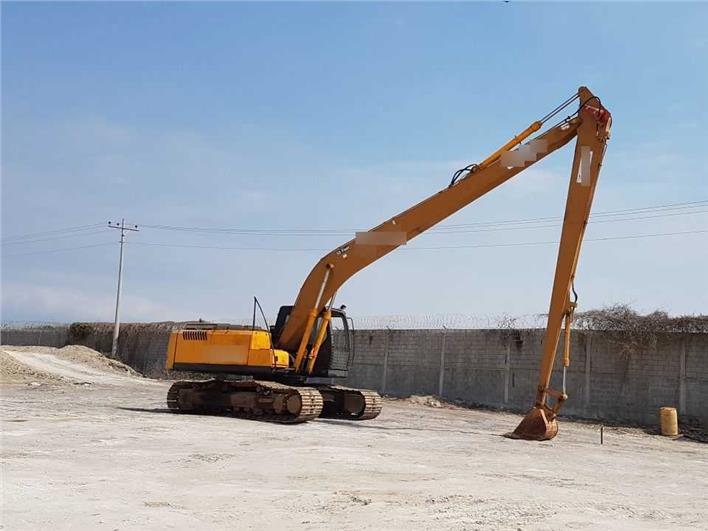 Excavadoras Caterpillar 320 CL Brazo Largo (Portoviejo)