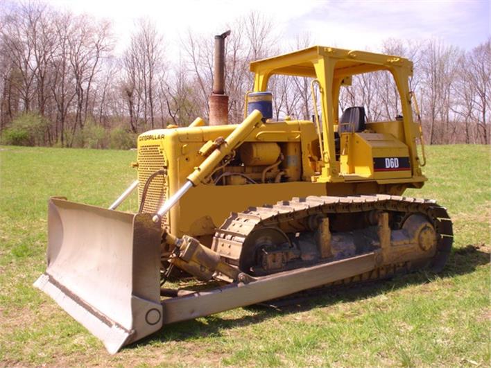 Tractores de Oruga Caterpillar D6 D (Quito)