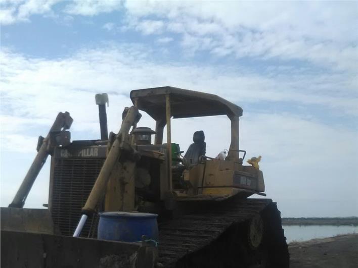 Tractores de Oruga Caterpillar D6H (Guayaquil)