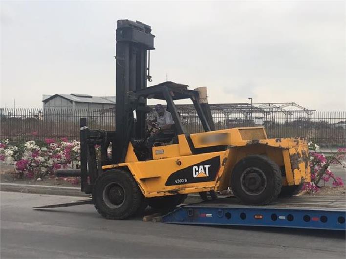 Montacargas Caterpillar V300 B (15 Toneladas) (Guayaquil)