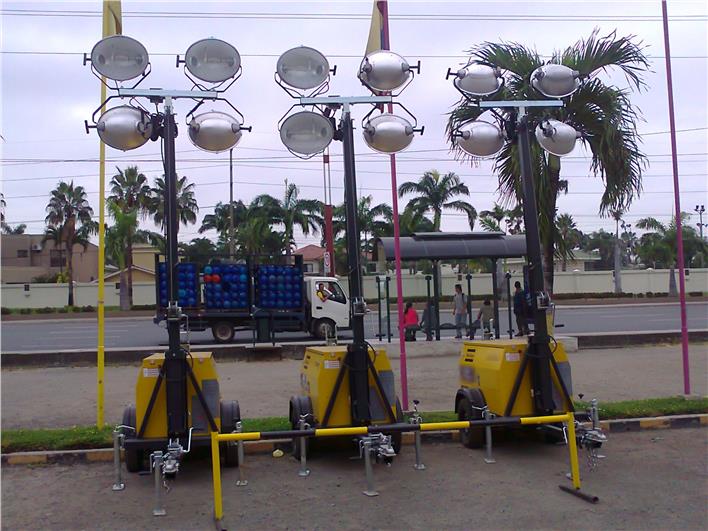 Torres de Iluminación Atlas Copco 8 kw (Guayaquil)