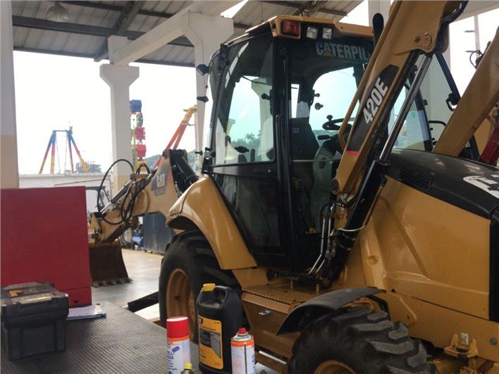 Retroexcavadoras Caterpillar 420E (Guayaquil)