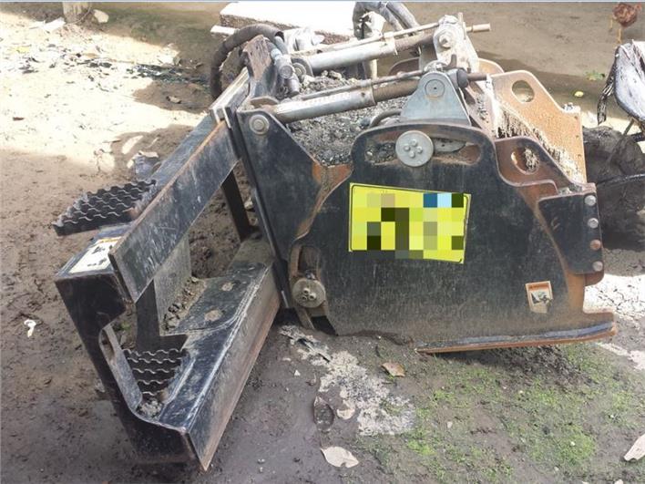 Accesorios - Fresadoras Caterpillar PC204 (Portoviejo)