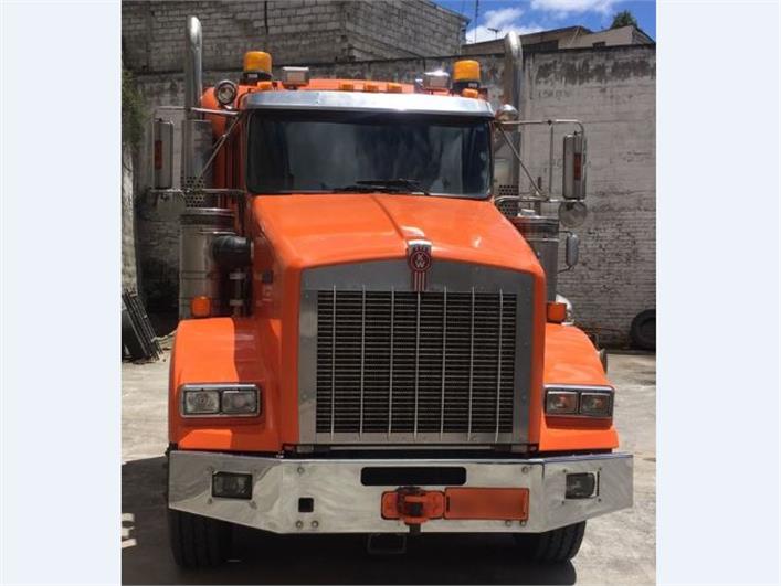 Cabezales Kenworth T800 AEROCAB (Quito)