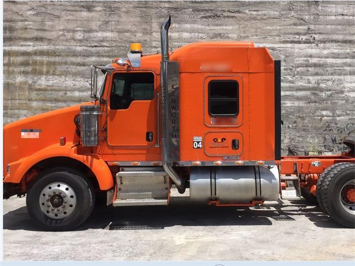 Cabezales Kenworth T800 AEROCAB (Quito)